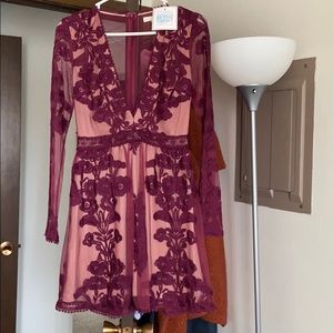 Dress from Vici, never worn! Size small ❤️